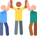 Drei stilisierte Personen mit erhobenen Händen feiern zusammen (Teamwork, Zusammenhalt)